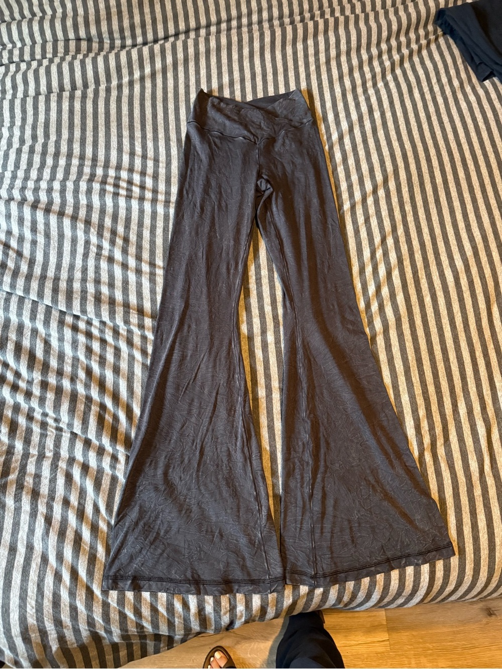 aerie Black Flare Yoga Pants